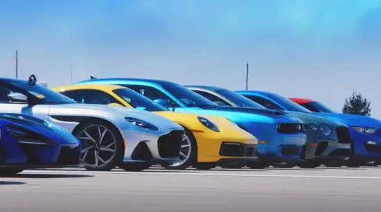 Bednary to tor do doskonalenia technik jazdy oraz lotnisko na którym odbywa się wystawa maszyn rolniczych AGRO-SHOW